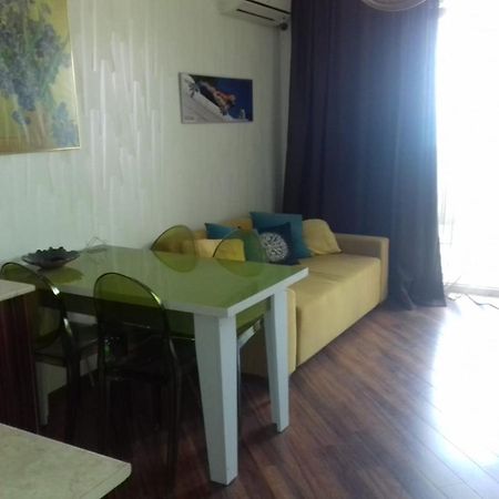 Apartment On Kobaladze Str 2 Batumi Eksteriør bilde